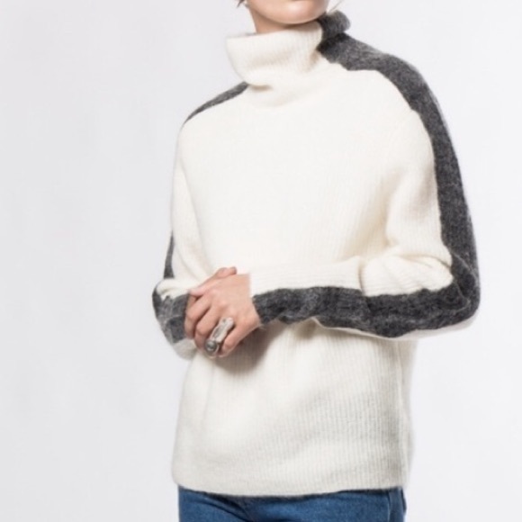 GANNI NWOT Callahan Mohair Egret White Gray Mockneck turtleneck Sweater M - Picture 2 of 12